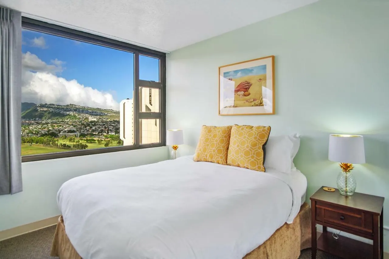 The Pineapple Suite At The Waikiki Banyan Honolulu 0*,  United States